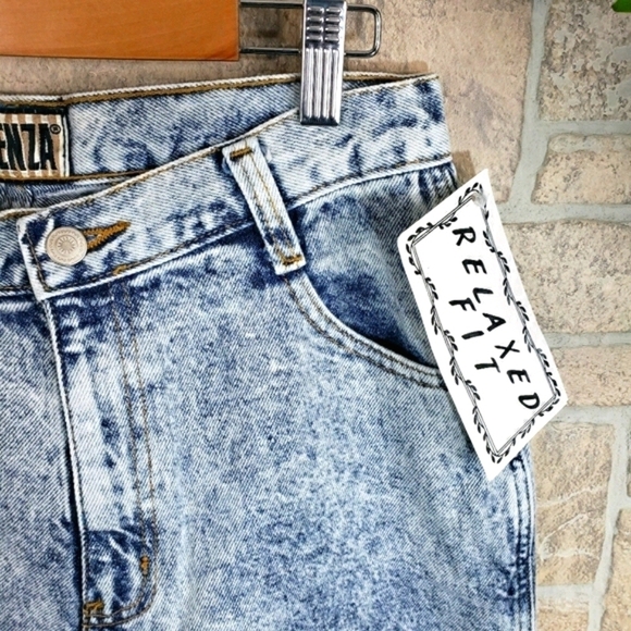 FORENZA Acid Wash High Waist Relaxed Fit Jeans Size 10 Average - Picture 5 of 9